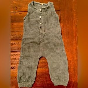 Green longtail baby boy romper. Lightweight. 18-24m